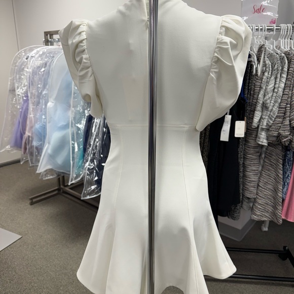 NWT Likely Alia White Puff Sleeve Dress - Picture 4 of 4